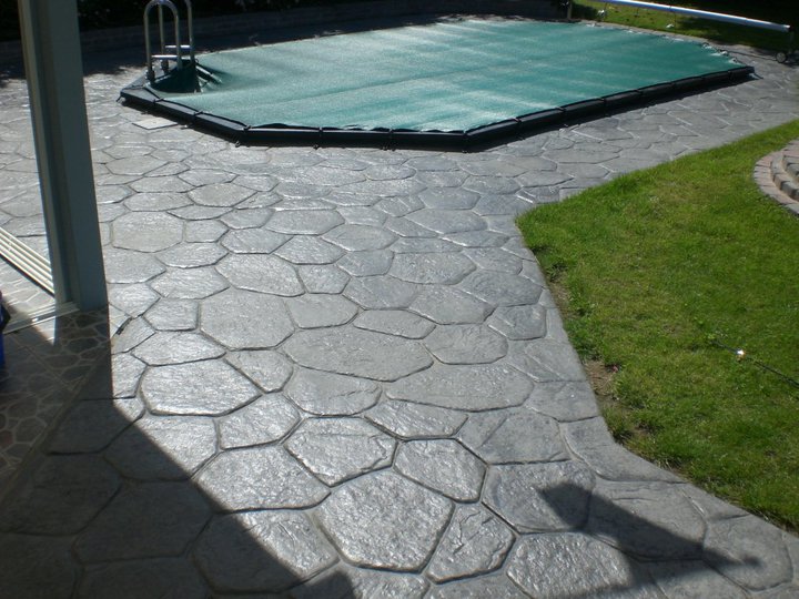 Pool med Mönsterbetong